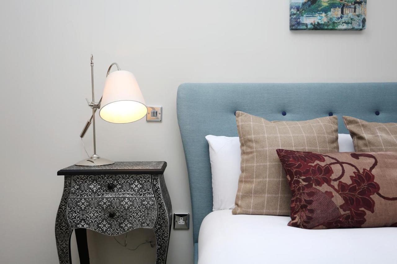 Joivy Refurbished Home On The Royal Mile 에든버러 외부 사진